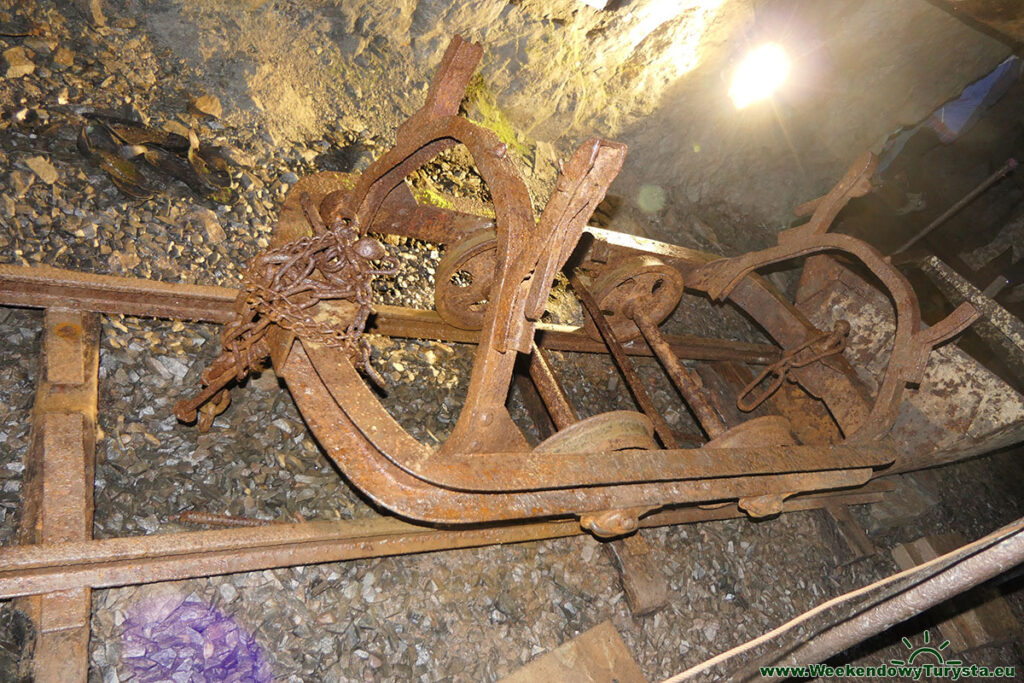 Oryginalny wagonik wydobyty ze sztolni nr 4 na Gontowej - Szlakiem Riese
