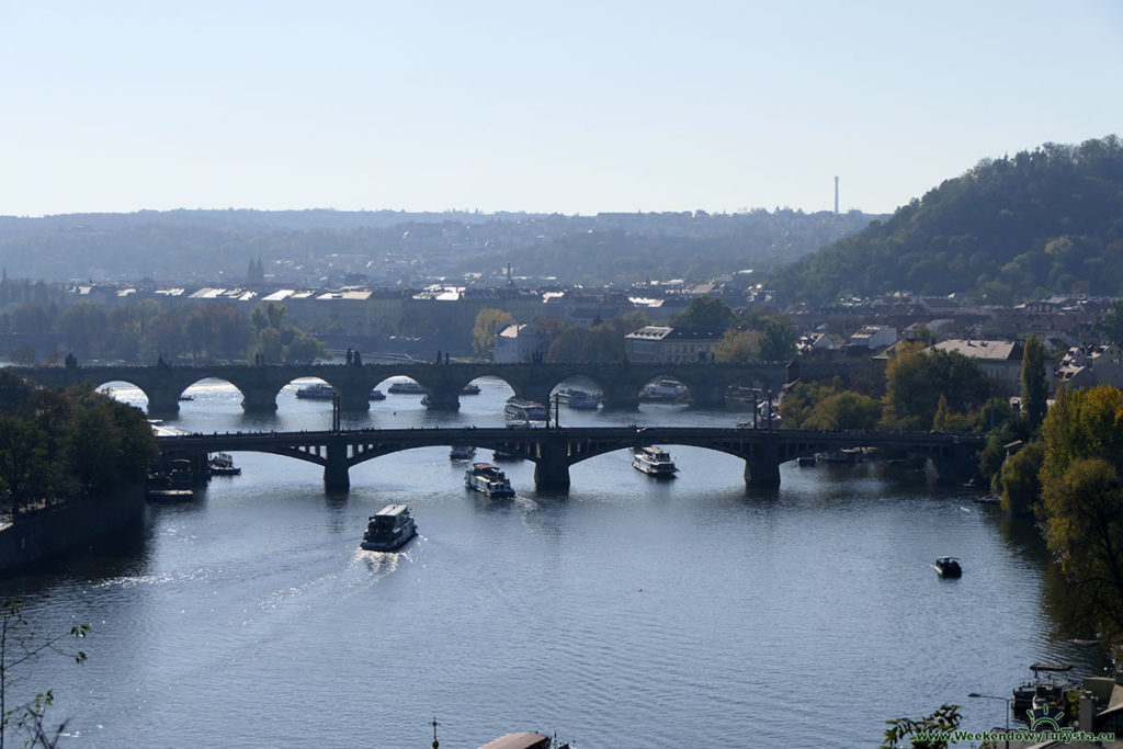 Panorama Pragi z Mostem Karola