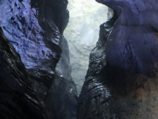 wodospad Varone - jaskinia dolna