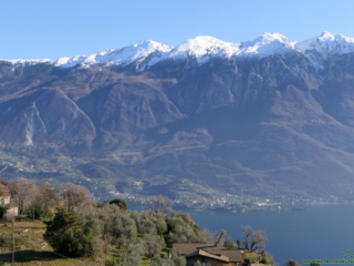 Jezioro Garda i pasma górskie