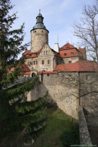 Zamek Czocha od frontu