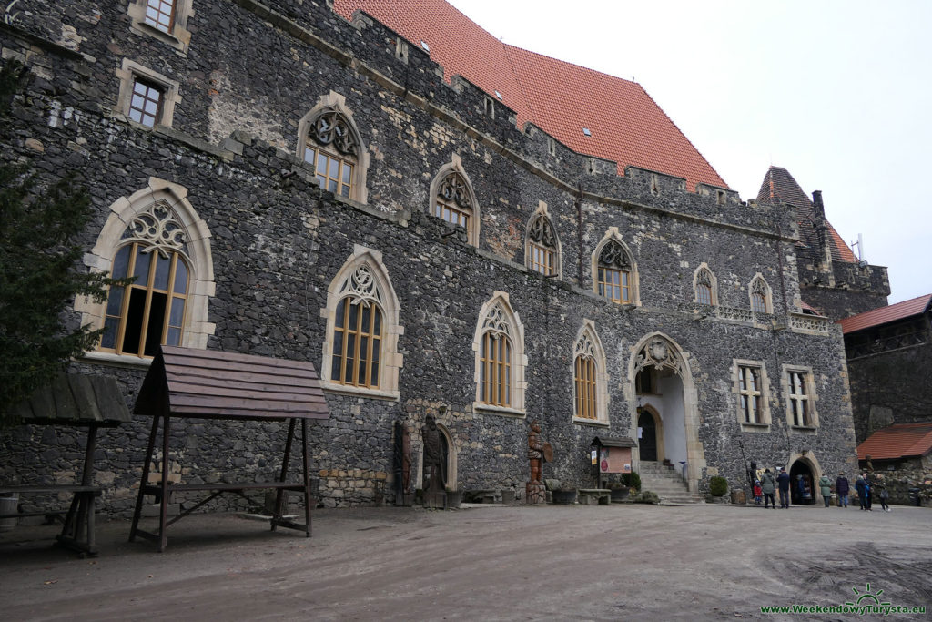 Zamek Grodziec - główny budynek