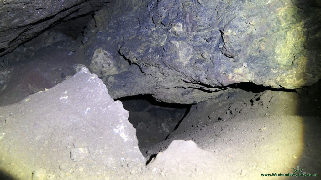 Dawny Kamienołom w Kochanowie - Jaskinie Kochanowskie