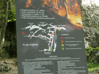 Jaskinia Wierzchowska - tablica informacyjna