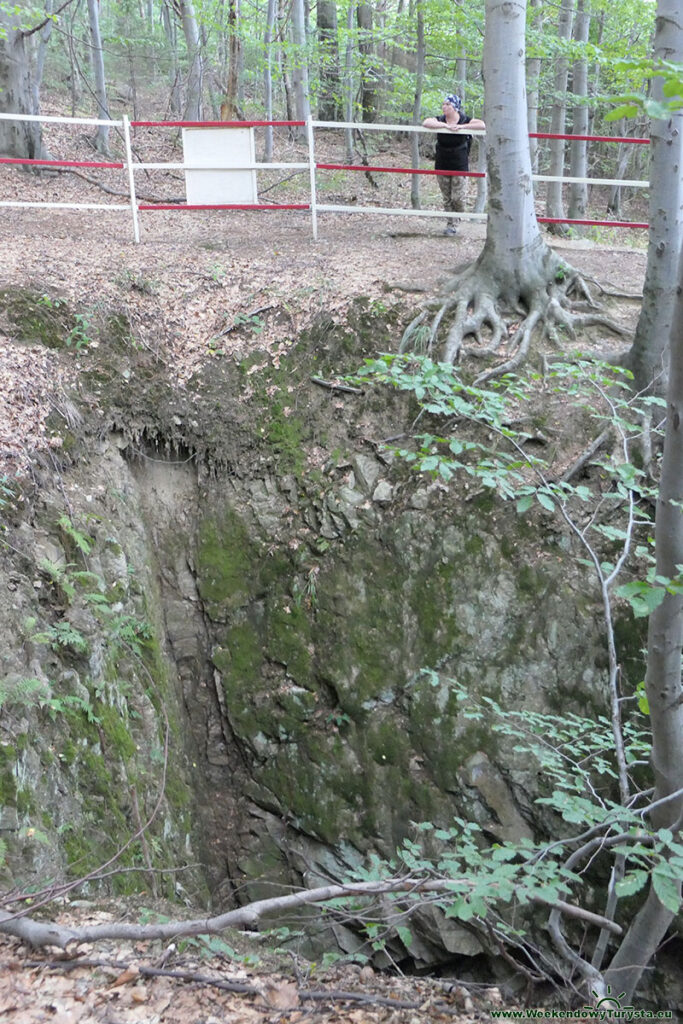 Szlakiem Riese w Kompleksie Osówka - szyb wentylacyjny