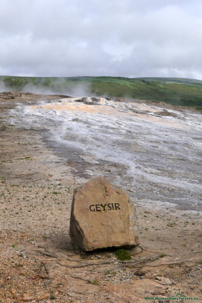 Geysir - nieaktywny gejzer na Islandii