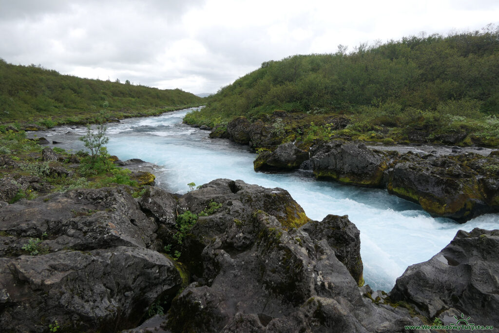 Wodospad Midfoss na Islandii