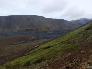 Droga do wulkanu Geldingardalur