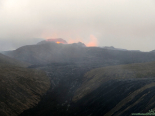 Wulkan Geldingardalur - erupcja