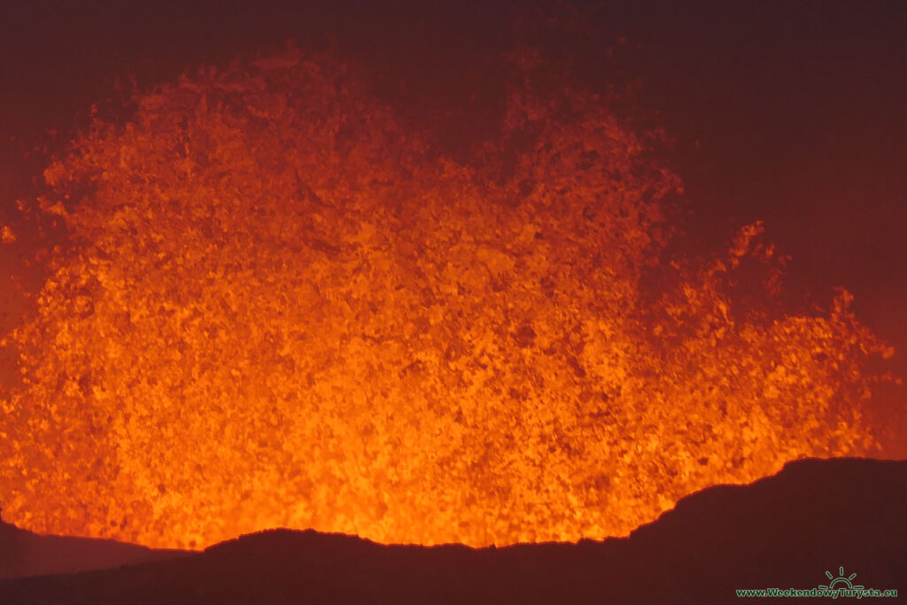 aktywny wulkan w systemie wulkanicznym Fagradalsfjall