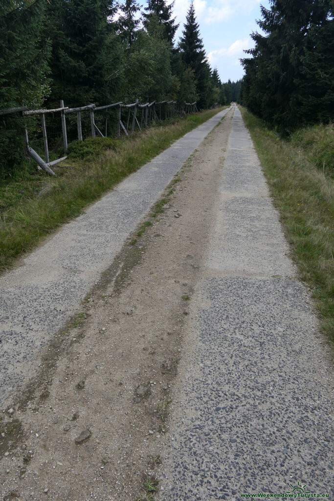 Żółty szlak w czeskich Izerach - rowerostrada