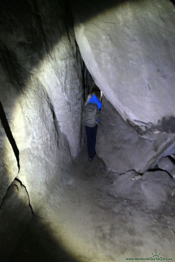 Prachnovskie Skały - jaskinia