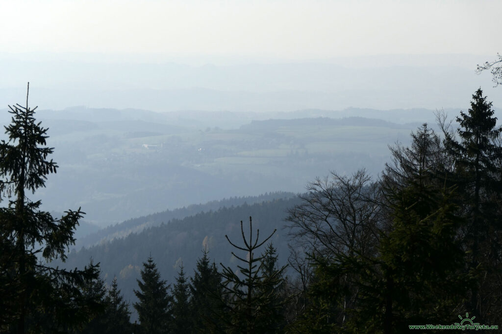 Bouda - czechosłowackie fortyfikacje - widok na dolinę