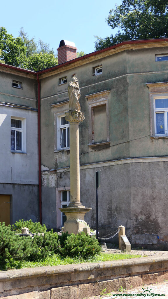 Figura Świętego w Chełmsku Śląskim