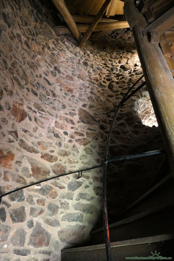 Ruiny Zamku Wleń - wieża zamkowa