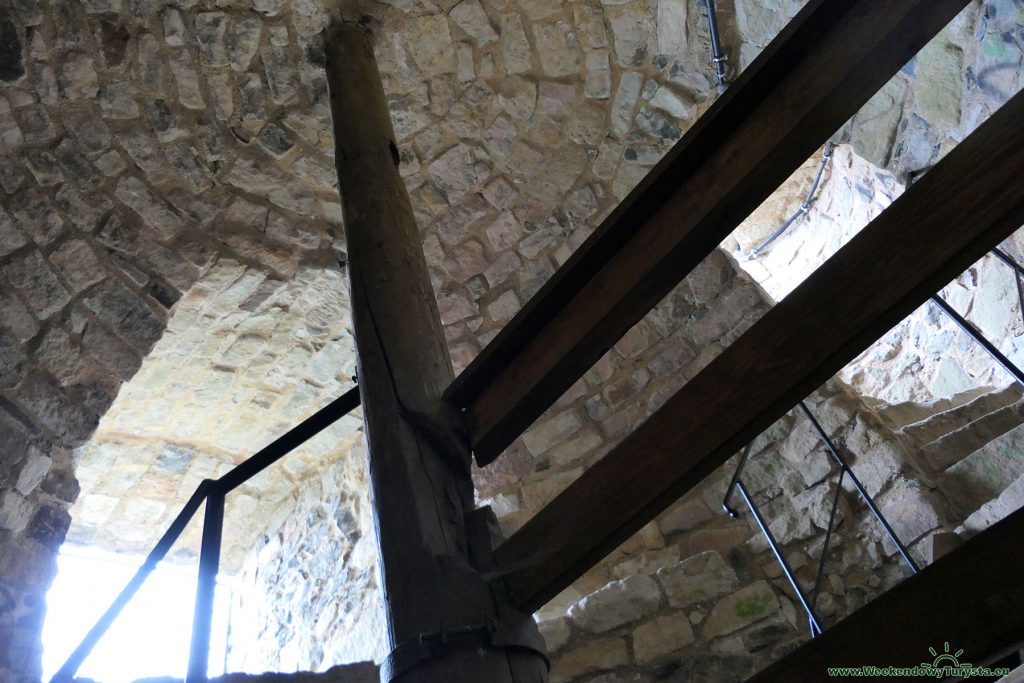 Ruiny Zamku Wleń - wieża zamkowa