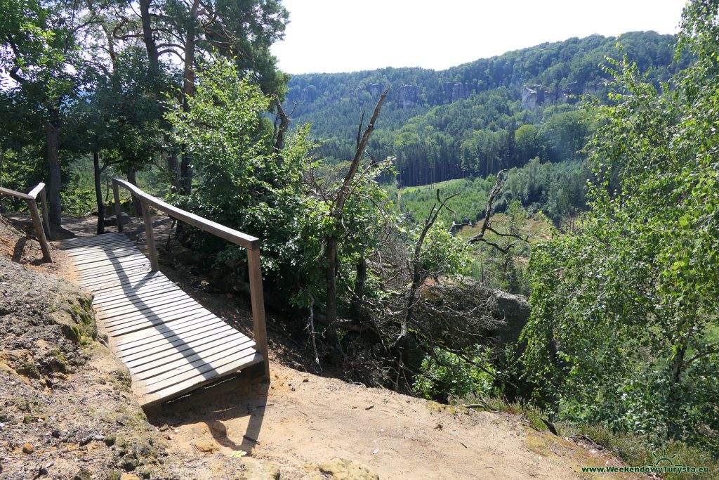 Stare Hrady - widok na okolicę - Szlaki Czeskiego Raju
