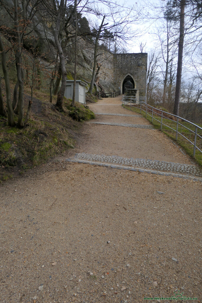 Oybin - wejście na zamek