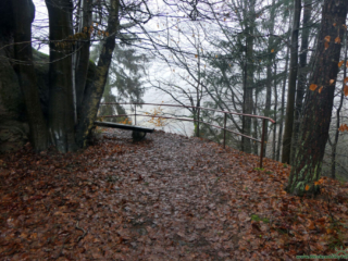 Szlak w dawnym kamieniołomie w Jonsdorf - punkt widokowy