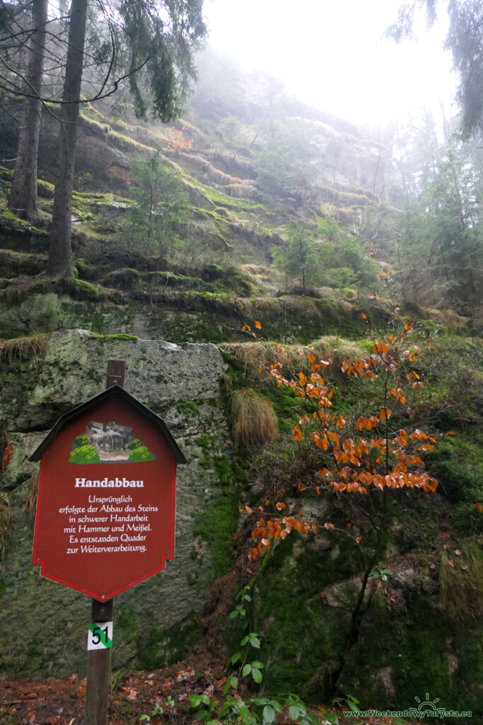 Szlak w dawnym kamieniołomie w Jonsdorf - Czarna Dziura