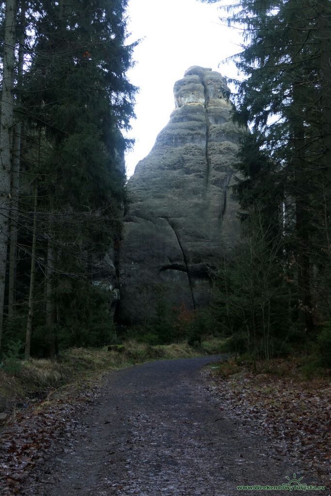 Szlaki w Górach Żytawskich - formacje skalne