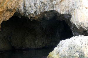 Jaskinia Nausika