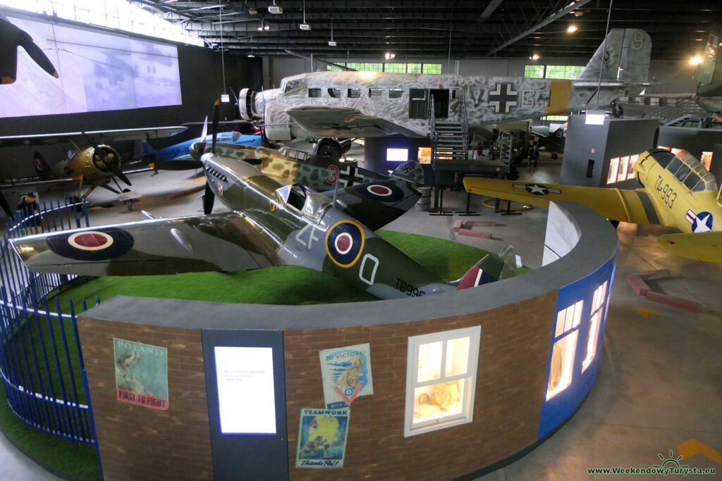 Spitfire i Messerschmitt w Muzeum Lotnictwa w Krakowie
