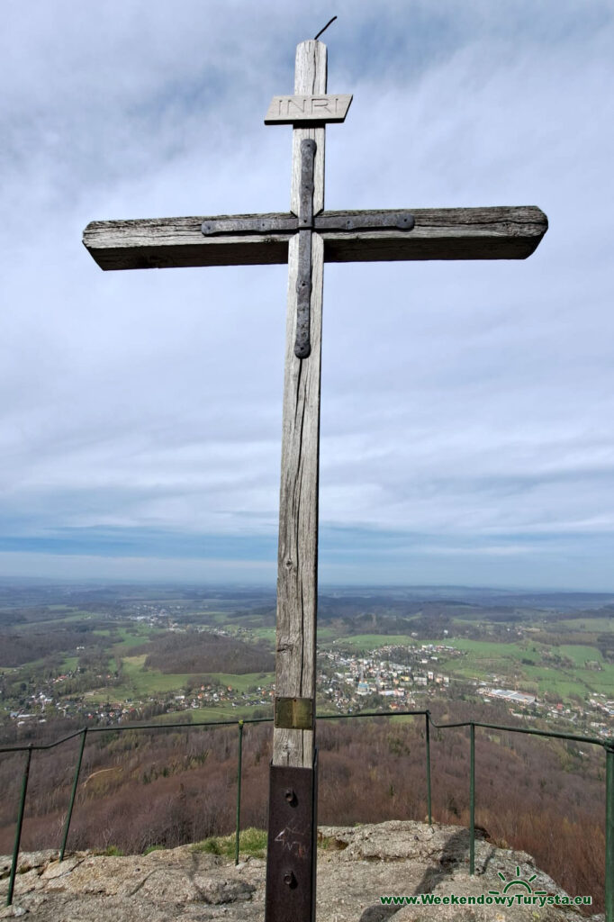 Krzyż na szczycie Góry Orzesznik