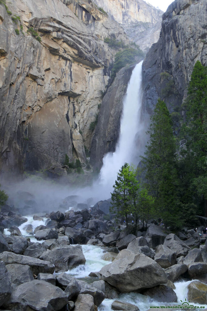 Dolna kaskada wodospadu Yosemite