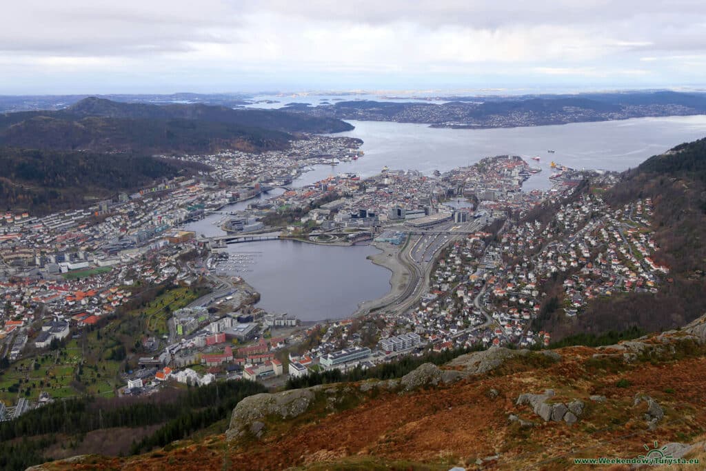 Bergen - widok z punktu widokowego przy kolei linowej