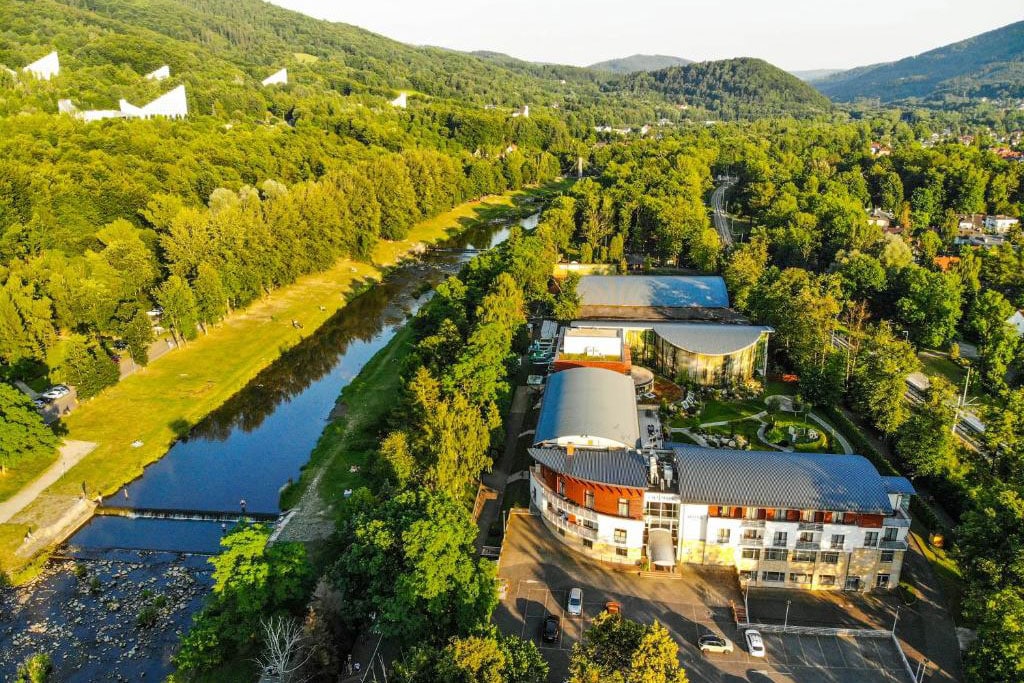 Hotel Olympic w Ustroniu - widok z lotu ptaka
