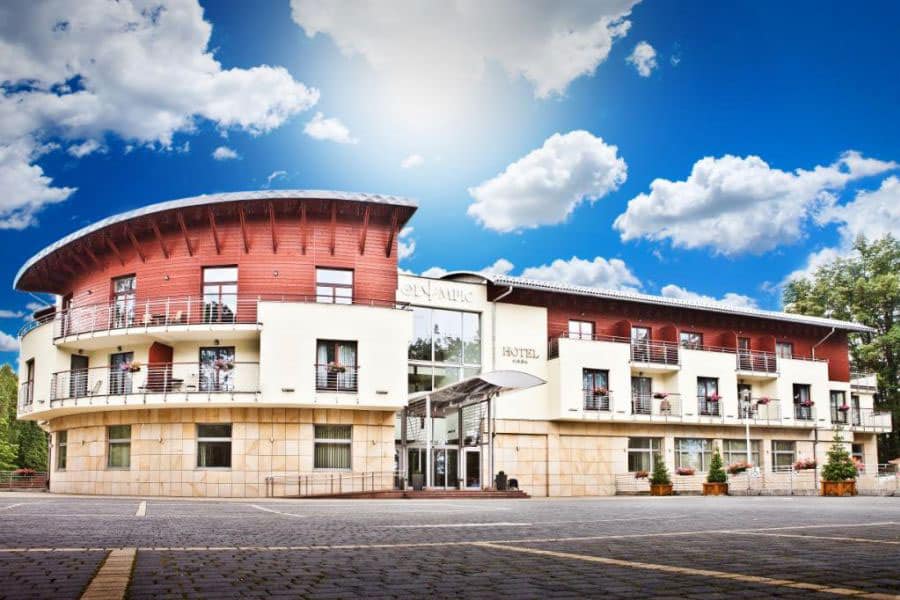 Hotel Olympic w Ustroniu - widok na budynek